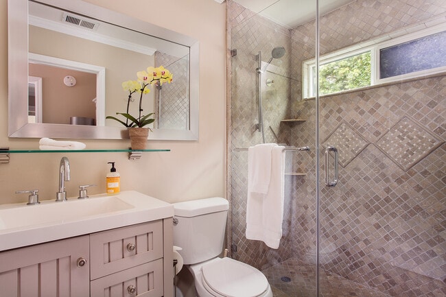 Bathroom - 153 S La Peer Dr