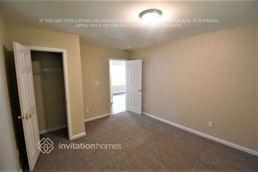 Building Photo - 2317 Cricket Ln