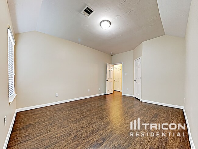 Building Photo - 21439 Palma Grove Way