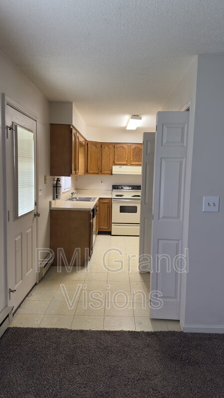 Building Photo - 1305 18th St