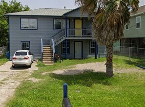 Building Photo - 4710 Pelican