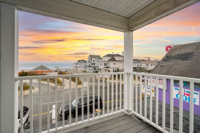 Building Photo - 61 Ocean Blvd