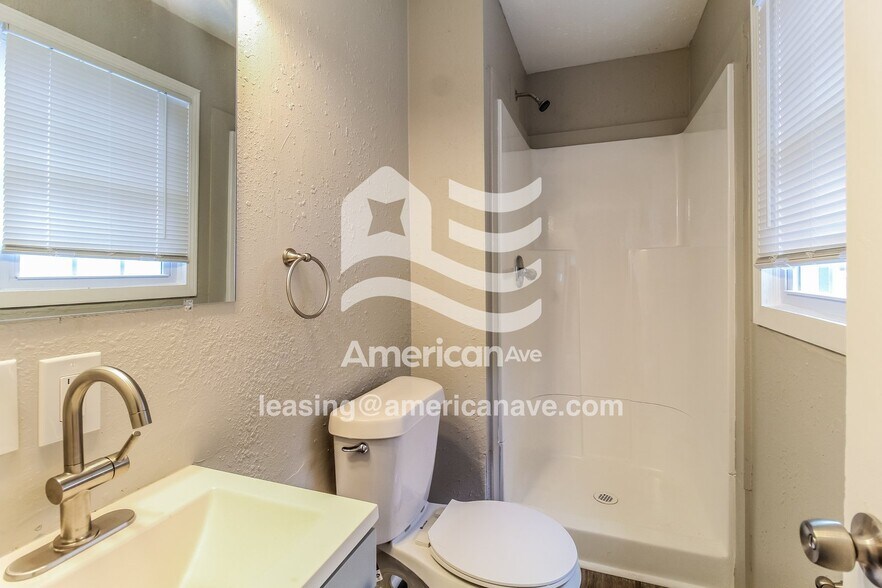 Building Photo - 702#B West Church Street, 31030; #2116170 ...