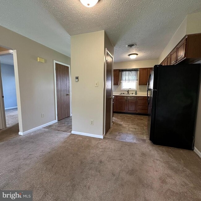 Building Photo - 1088 Westgate Dr