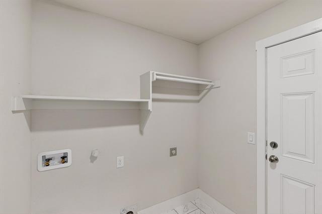 Building Photo - 204 Prentice Dr