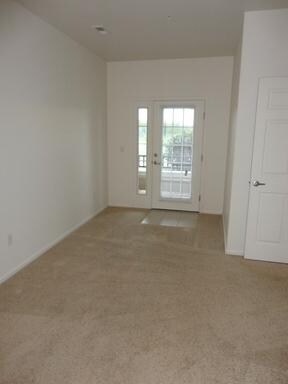 Building Photo - 2BR/2BA Ground Floor Condo with 2 Patios in GVR!