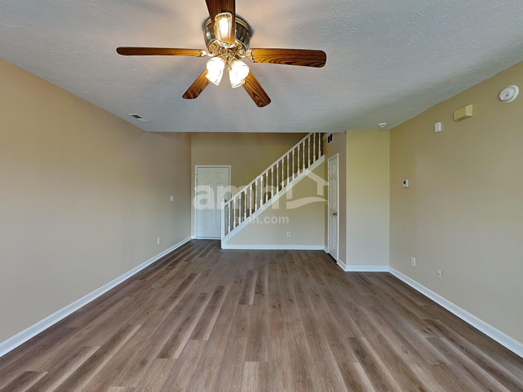 Building Photo - 11933 Titania Cir