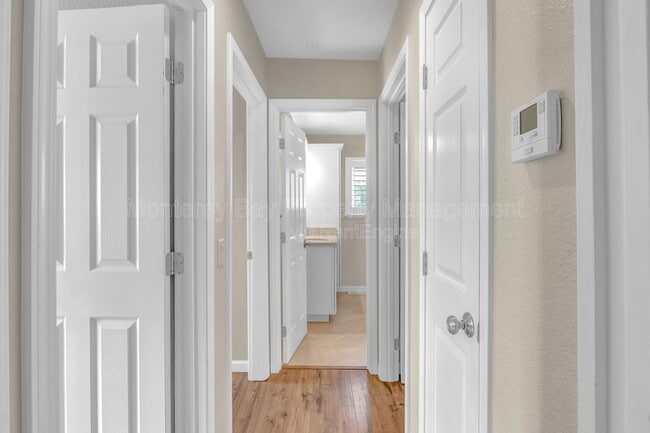 Building Photo - 1137 Mescal St