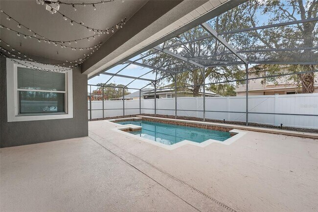 Building Photo - 3043 Lake Jean Dr