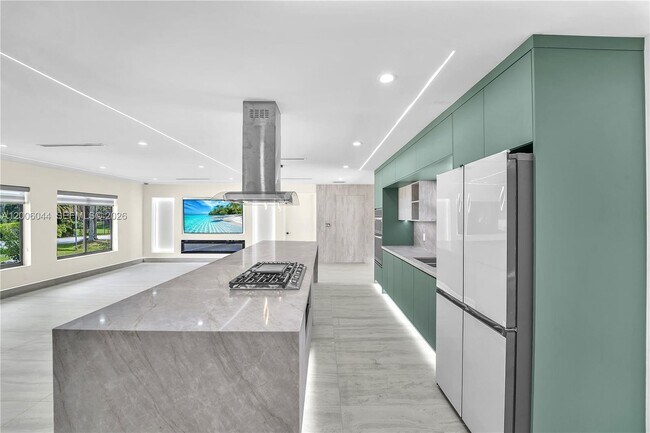 Building Photo - 4700 SW 110th Ave