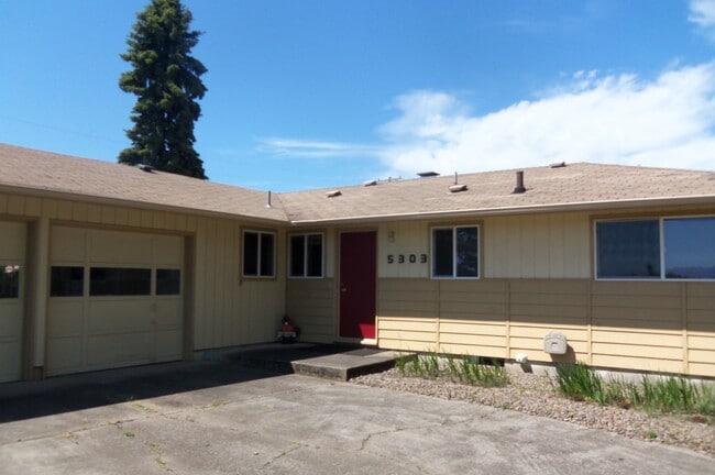 Primary Photo - Charming home edge of Corvallis, close to Philomath!!