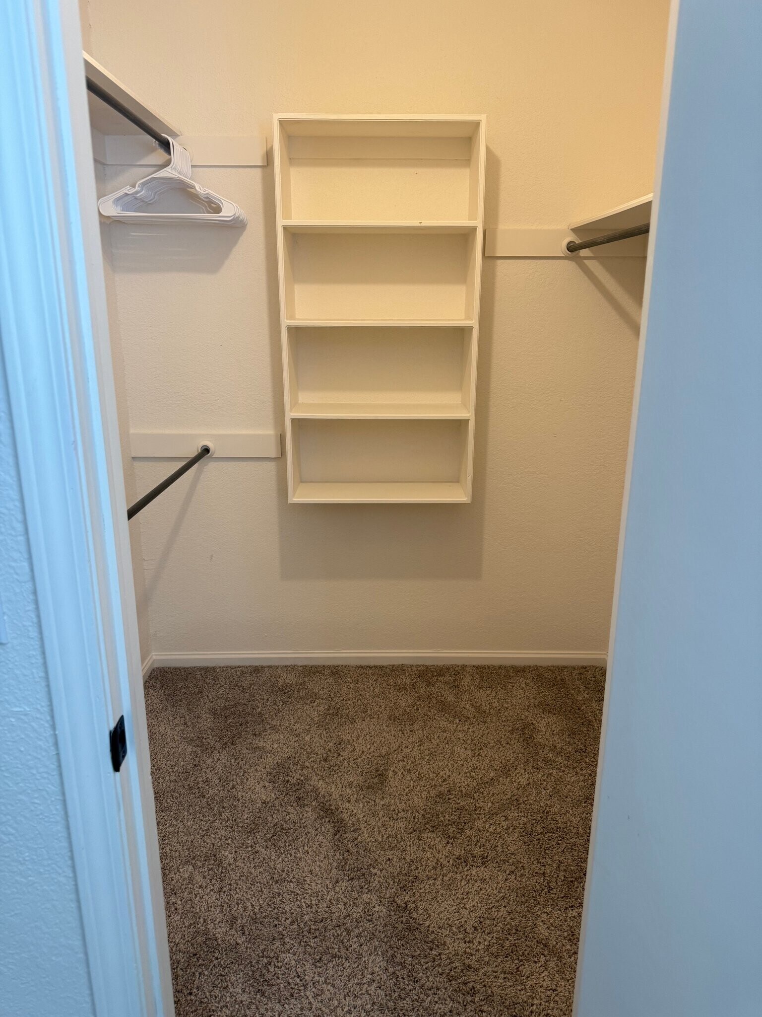 Building Photo - 7624 S Erie Ave