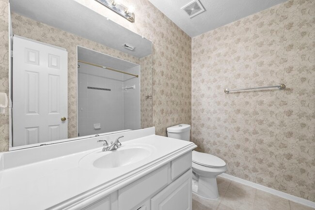 Building Photo - 5526 Darschelle Dr