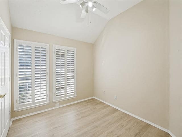 Building Photo - 7004 Sample Dr