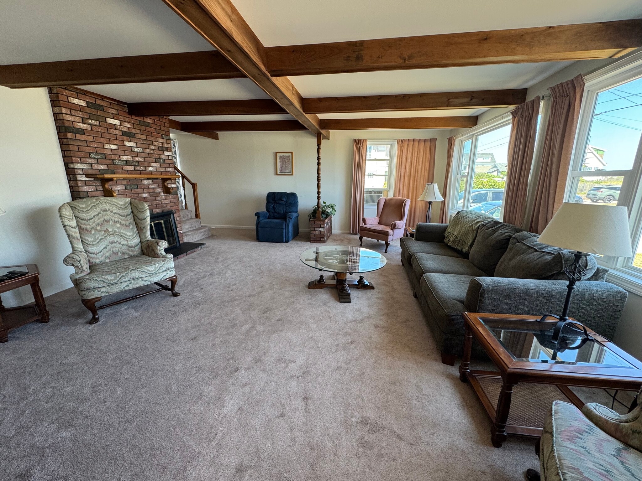 Building Photo - 72 Oceanside Dr