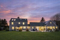 Building Photo - 400 3rd Beach Rd