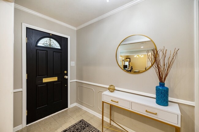Building Photo - 4411 Deer Lodge Dr
