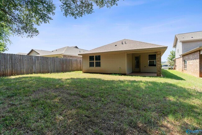 Building Photo - 146 Tybee Dr
