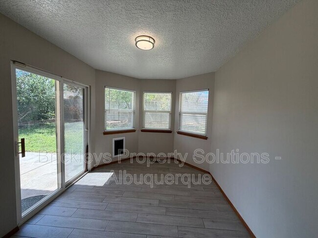 Building Photo - 10331 Dunbar St NW