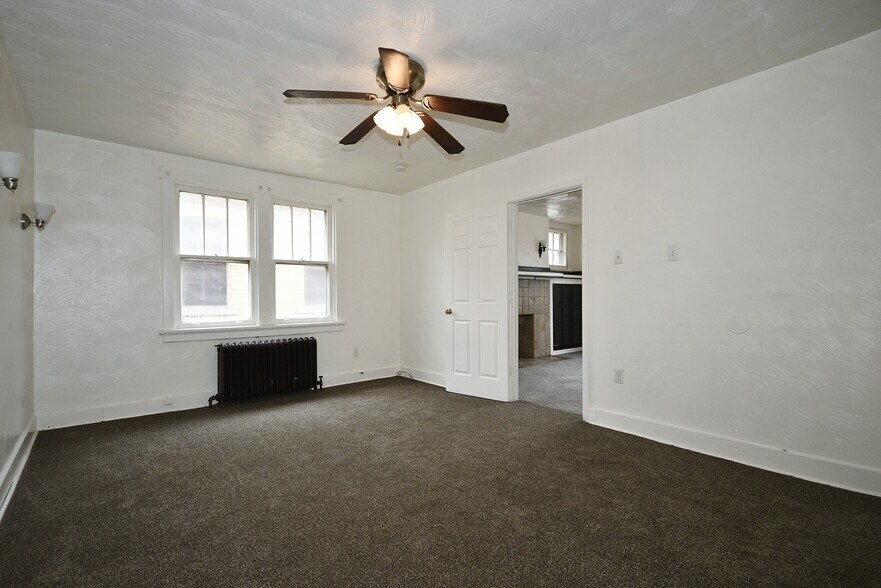 Building Photo - 1718 Montier St