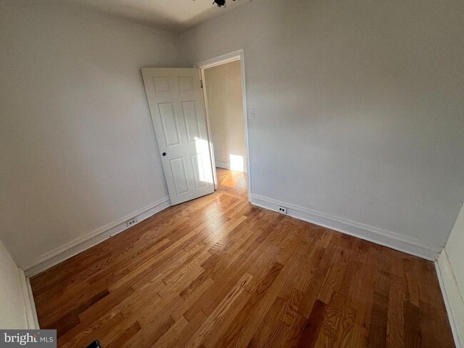 Building Photo - 1319 S 22nd St