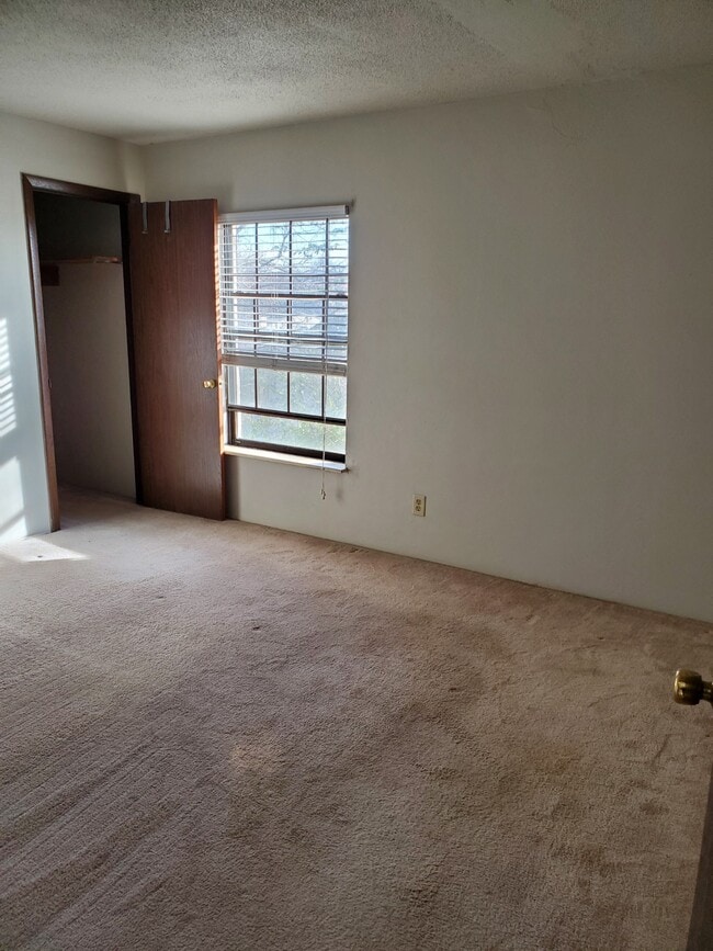 Building Photo - 137 North 45th St Apt 11