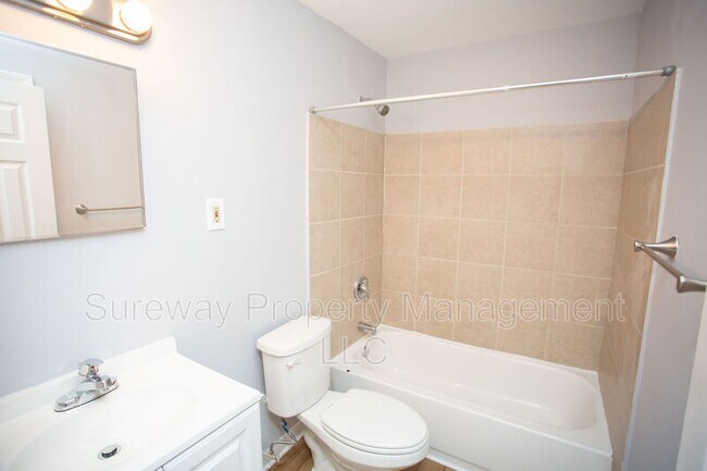 Building Photo - 13 Merion Terrace