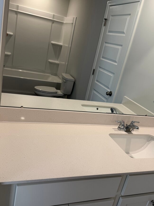 Building Photo - 1393 Speedway St