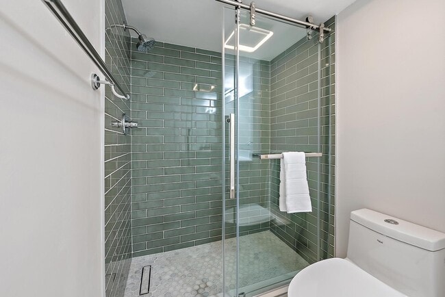 Building Photo - 1208 Marine Way