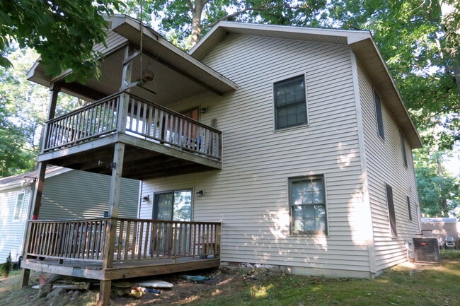 Primary Photo - 13 Ems D9 Ln