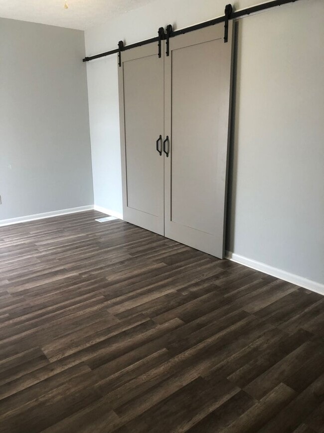 Building Photo - Tremont 2-Bed Single-Family - Available Now!