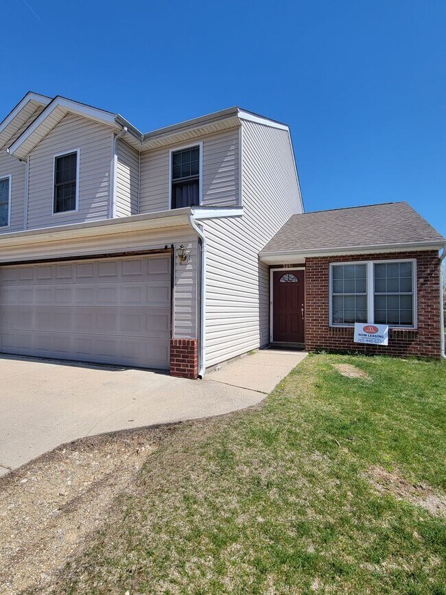 Building Photo - 3891-3895 Ledyard- FEATHERSTON