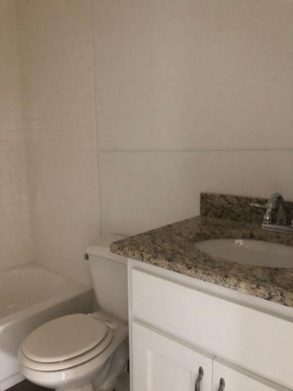 Building Photo - 39503 LA-74