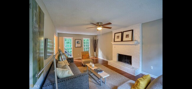 Building Photo - 4037 Coyte Dr