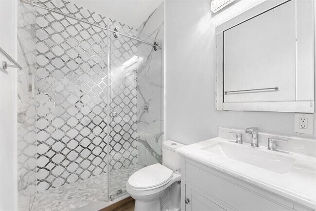 Building Photo - 6689 NW 70th Pl