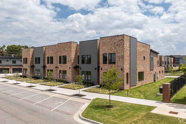 Building Photo - Townhomes at Scottsdale