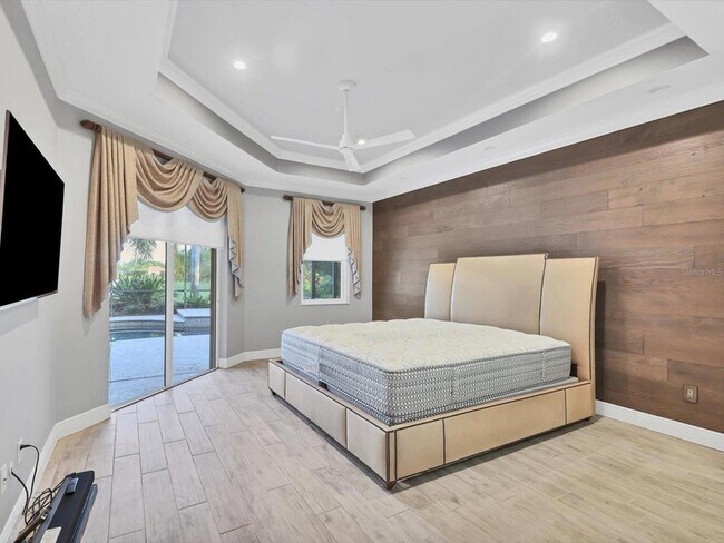 Building Photo - 16806 5th Terrace NE