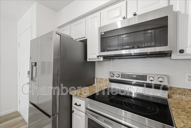 Building Photo - 3315 Wyndham Cir