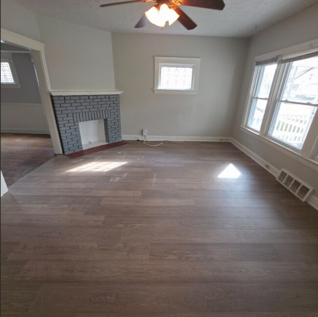 Building Photo - 1363 Cranford Ave