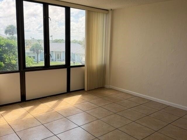 Building Photo - 3580 S Ocean Shore Blvd