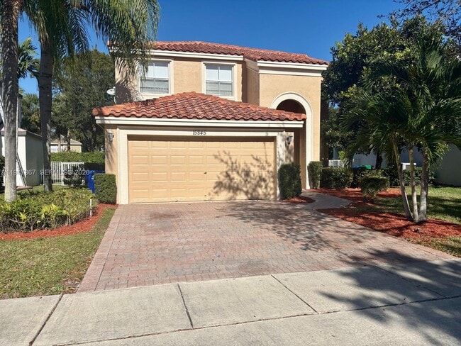 Building Photo - 15845 SW 49th Ct