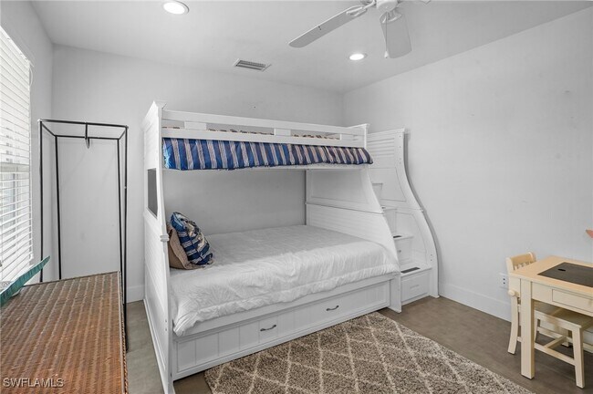 Building Photo - 474 Lake Murex Cir