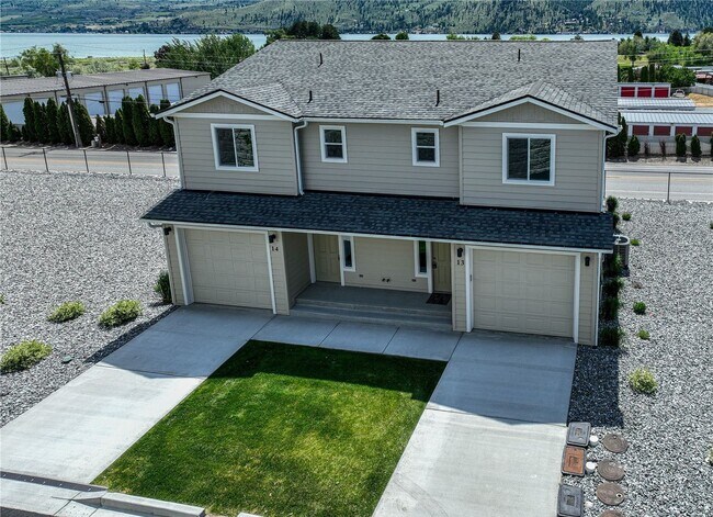 Building Photo - Apple Casitas Condominiums