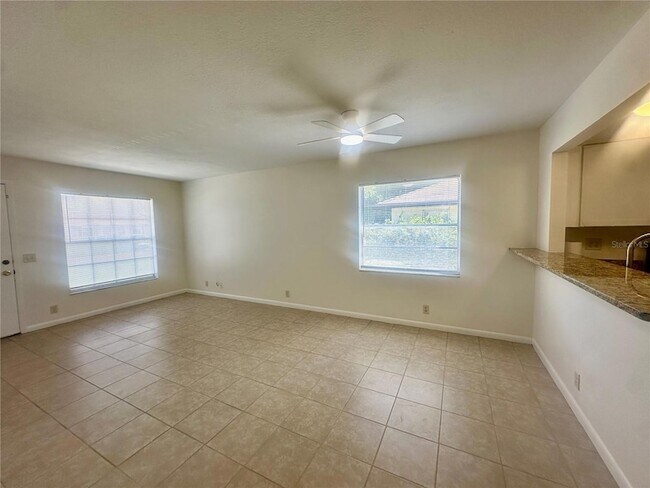 Building Photo - 5638 Struthers Ct
