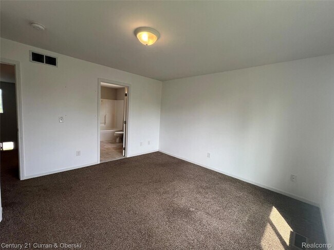 Building Photo - 3493 Silver Stone Dr