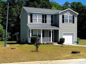 Building Photo - Exquisite Three Bedroom Home in Northeast Columbia!