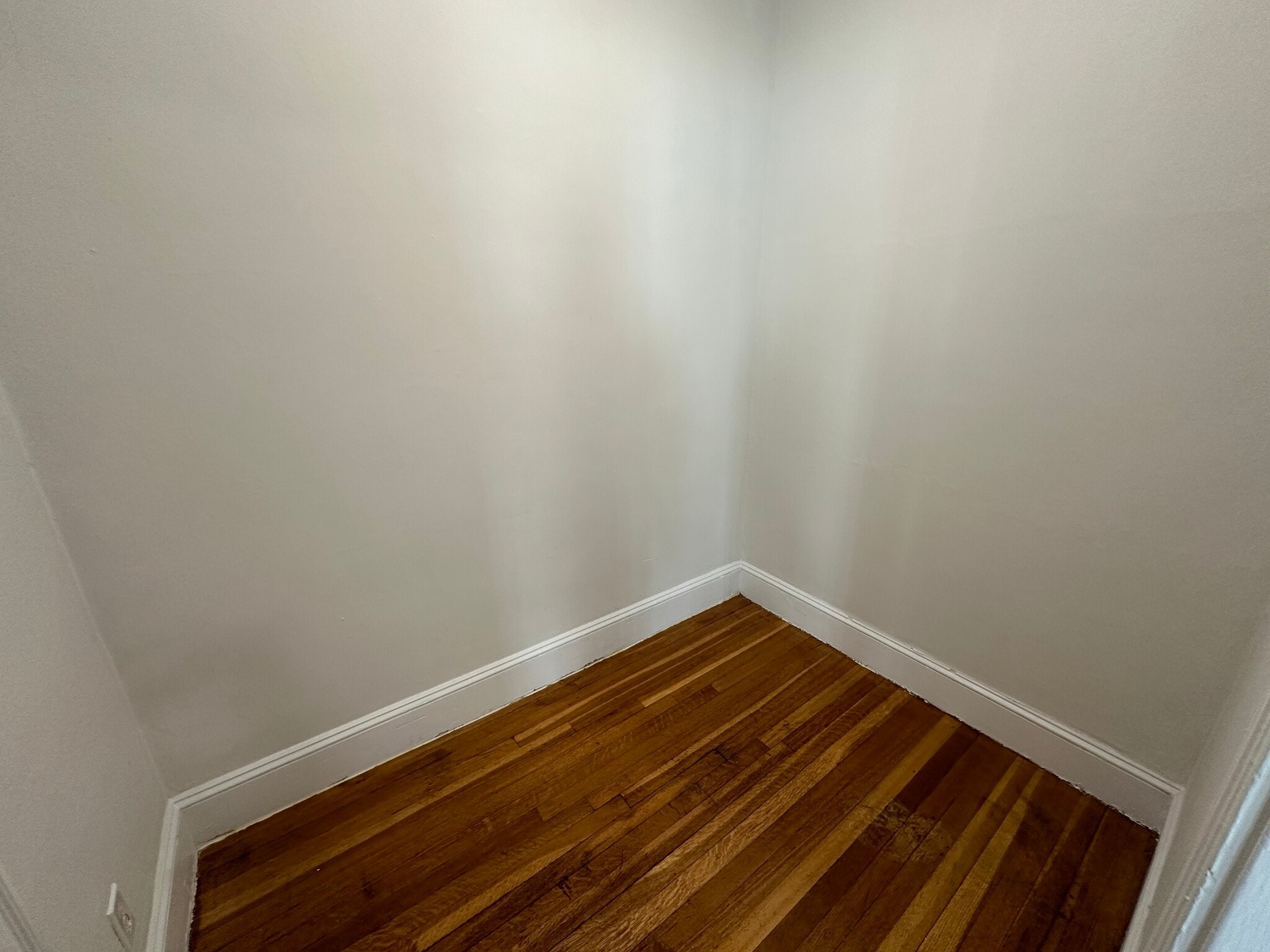 Building Photo - 130 Highland Ave