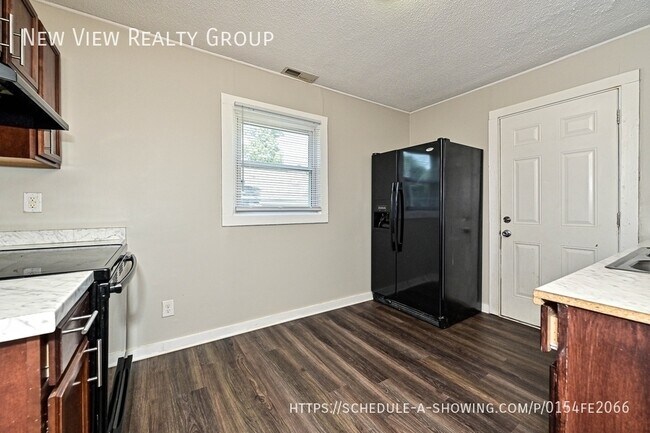 Building Photo - 3516 Jonquil St
