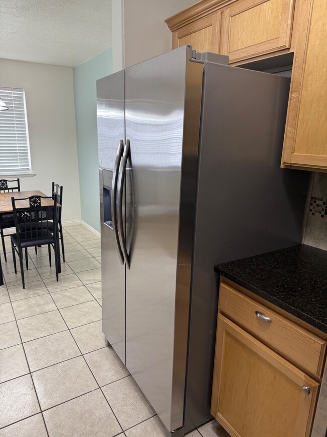 Building Photo - 10542 Sage Flats Way