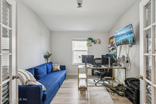 Building Photo - 13220 Cameron Vly Ct